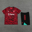 Conjunto de Treino Manchester United 2023/24 Torcedor Masculino Vermelho e Preto